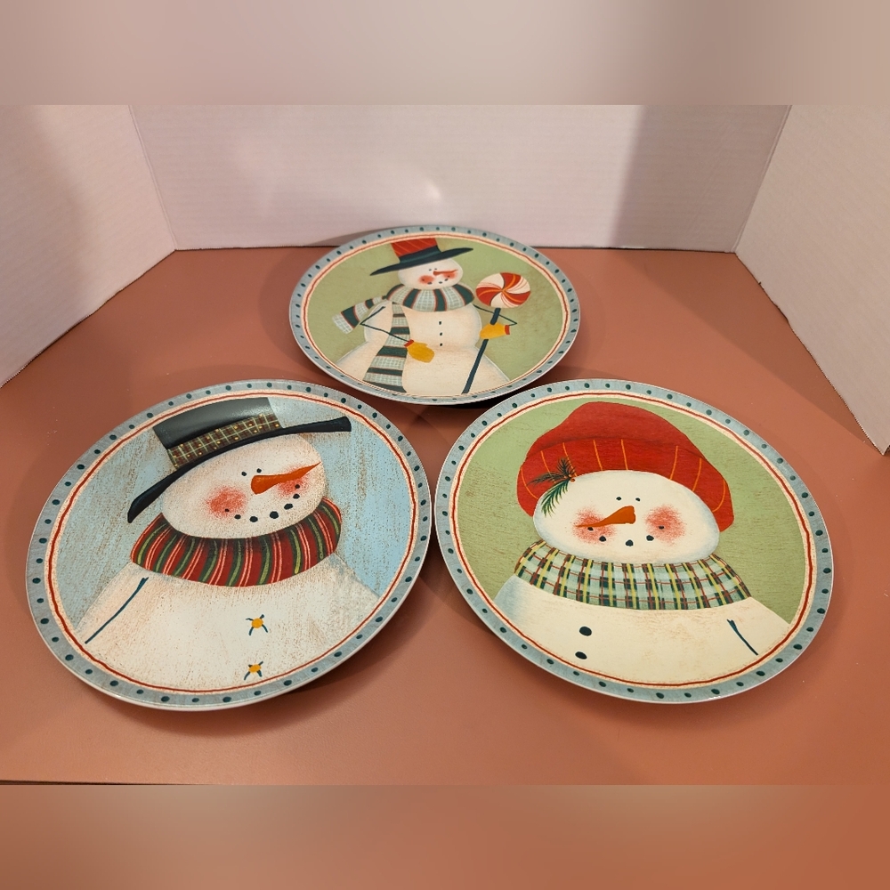 Lot of 3 (THREE) Oneida Frosty Folks Stoneware Dessert/Salad Plates